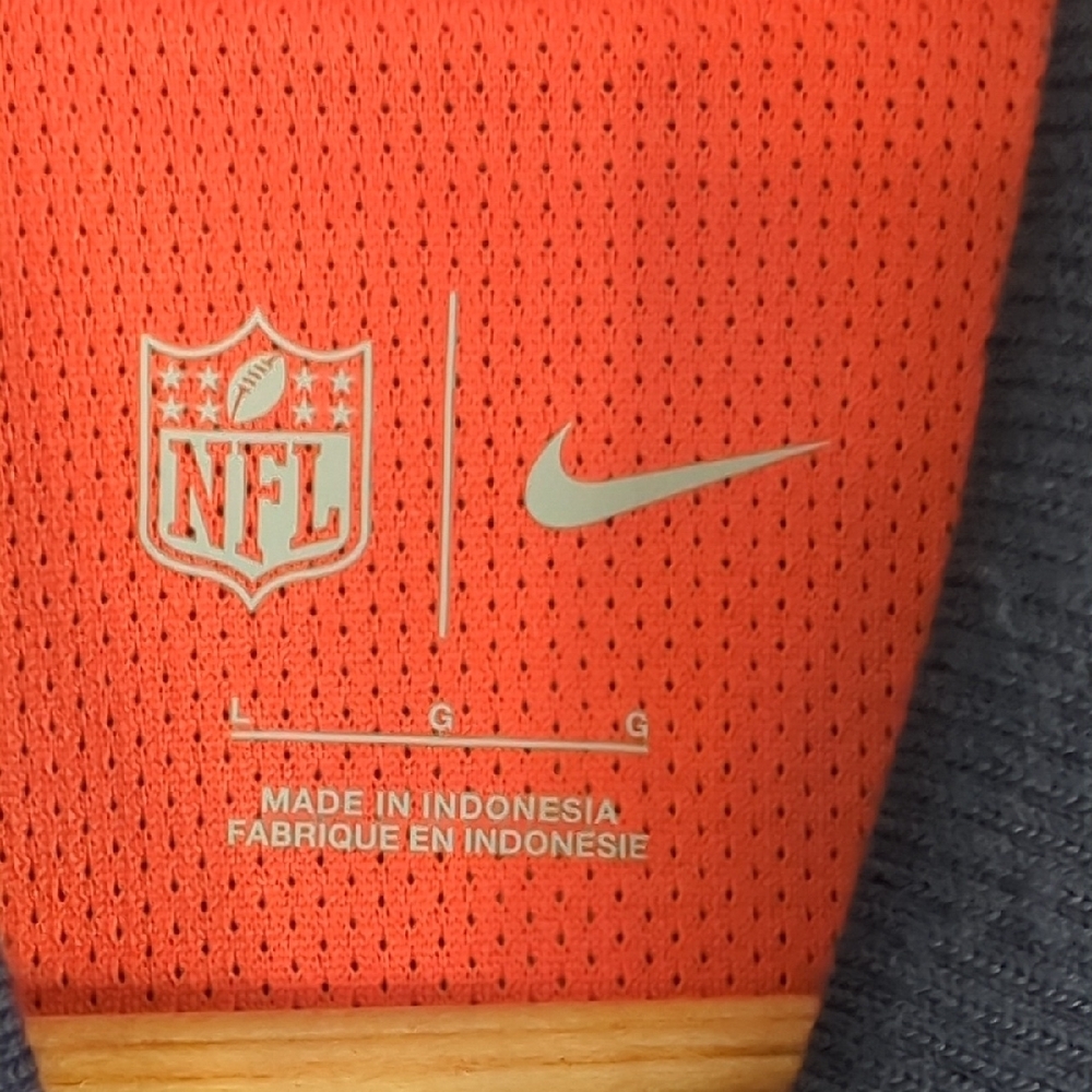 Nike Navy and Orange Chicago Bears Full-Zip Bomber Jacket - Picture 2 of 8